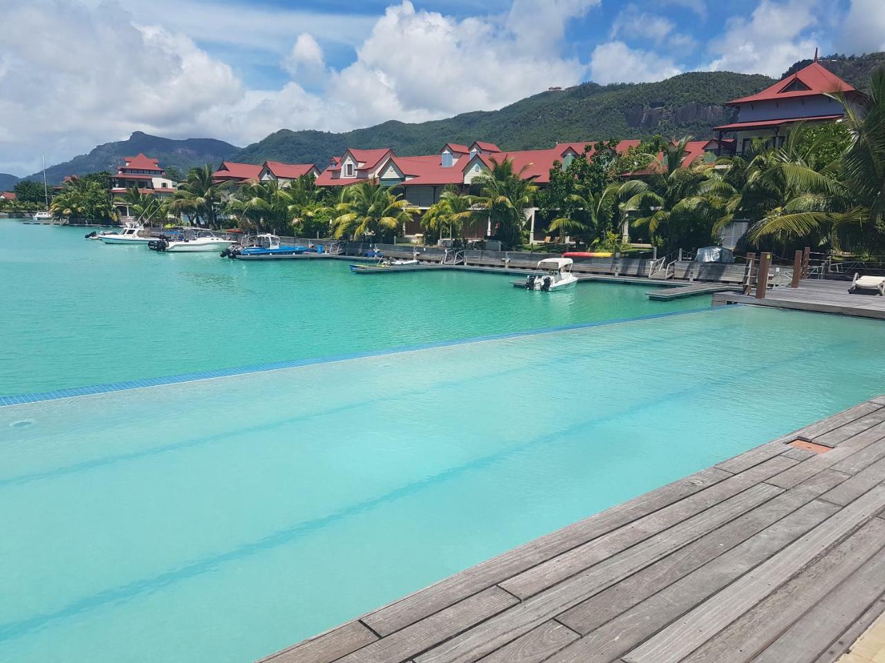 Bay 4 Eden Island Apartment Bagian luar foto